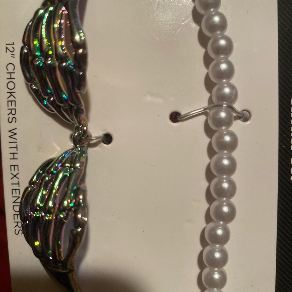 Beautiful pear and silver choker set. - Picture 2 of 3